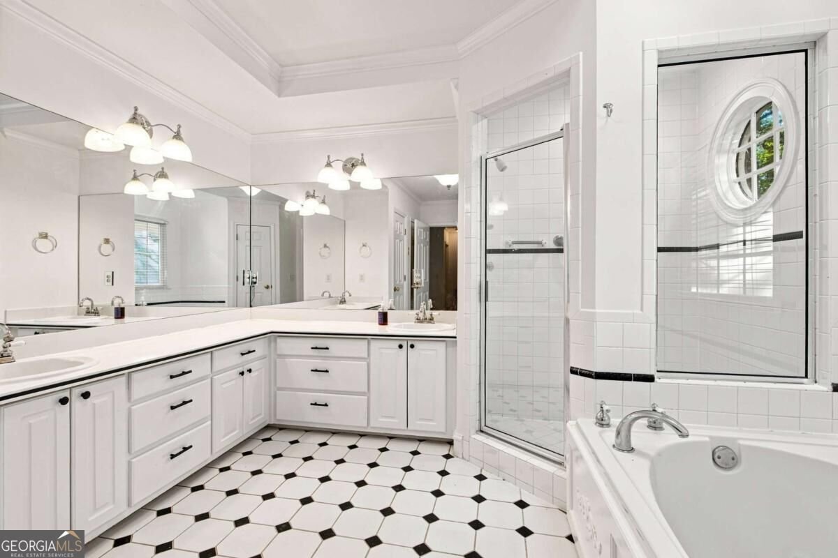 1593 Walkway Court Lilburn - Photo 38