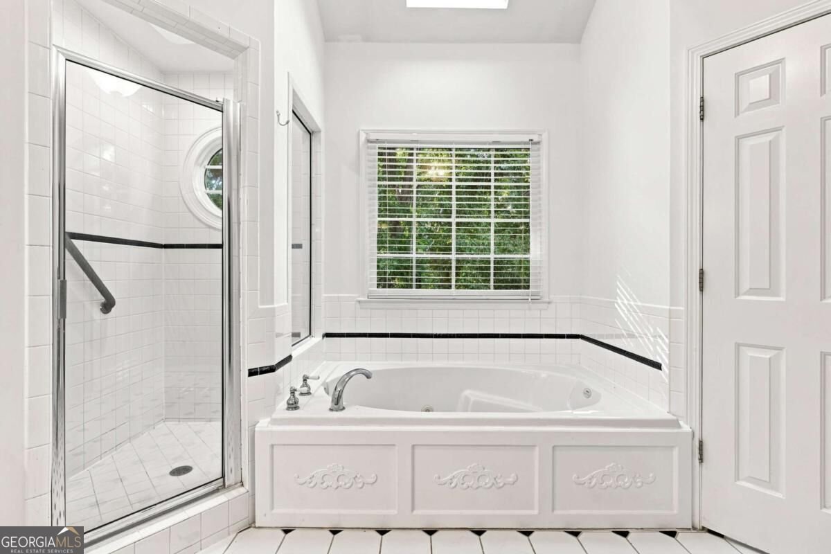 1593 Walkway Court Lilburn - Photo 40