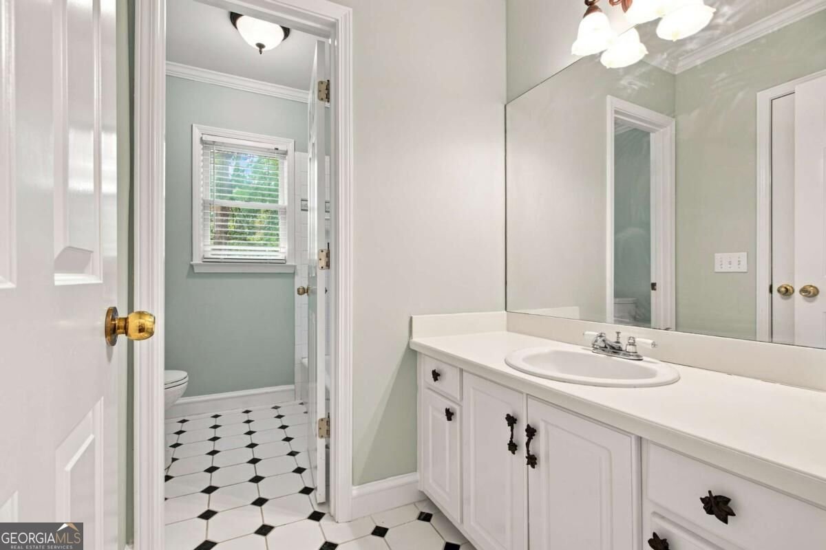 1593 Walkway Court Lilburn - Photo 46