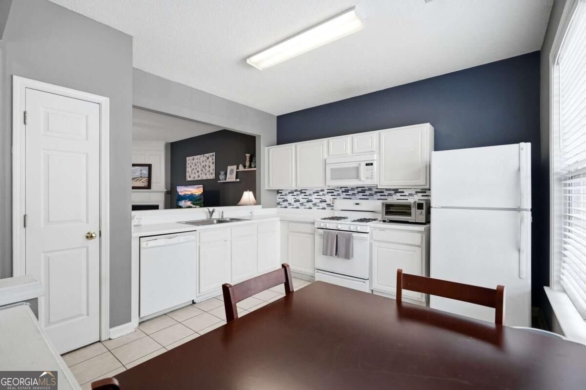 4079 Howell Park Road Duluth - Photo 11