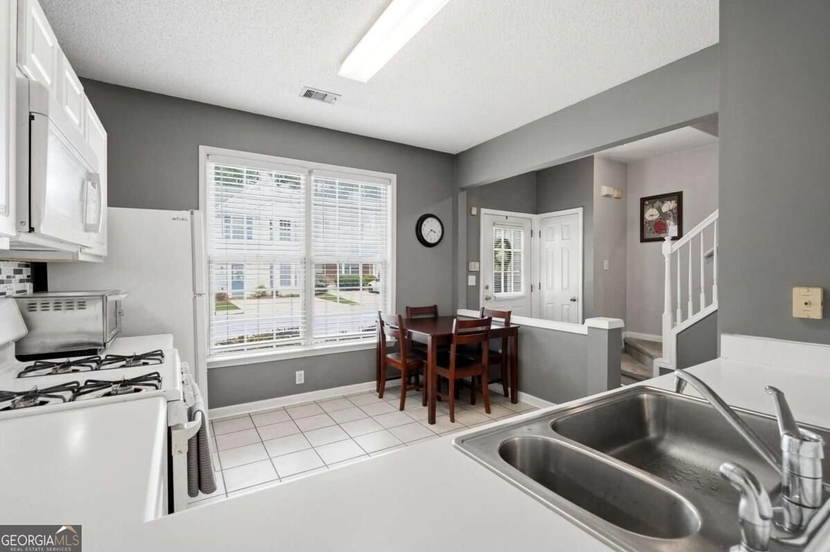 4079 Howell Park Road Duluth - Photo 12