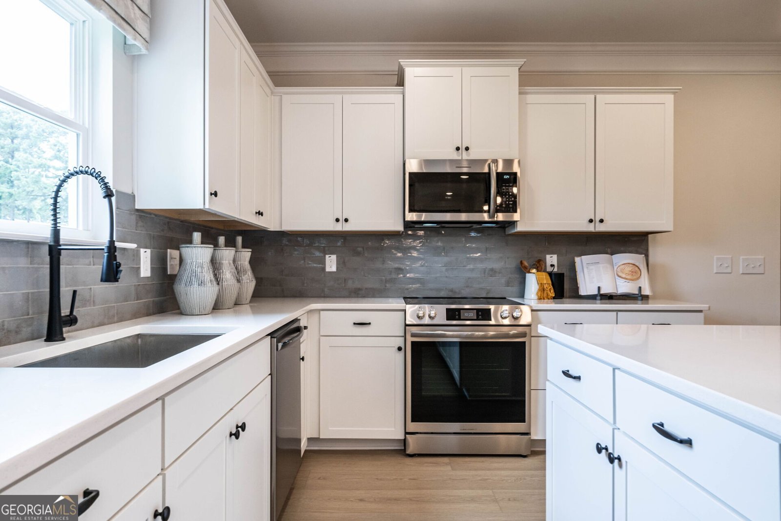 507 Lamplight Drive Byron - Photo 10