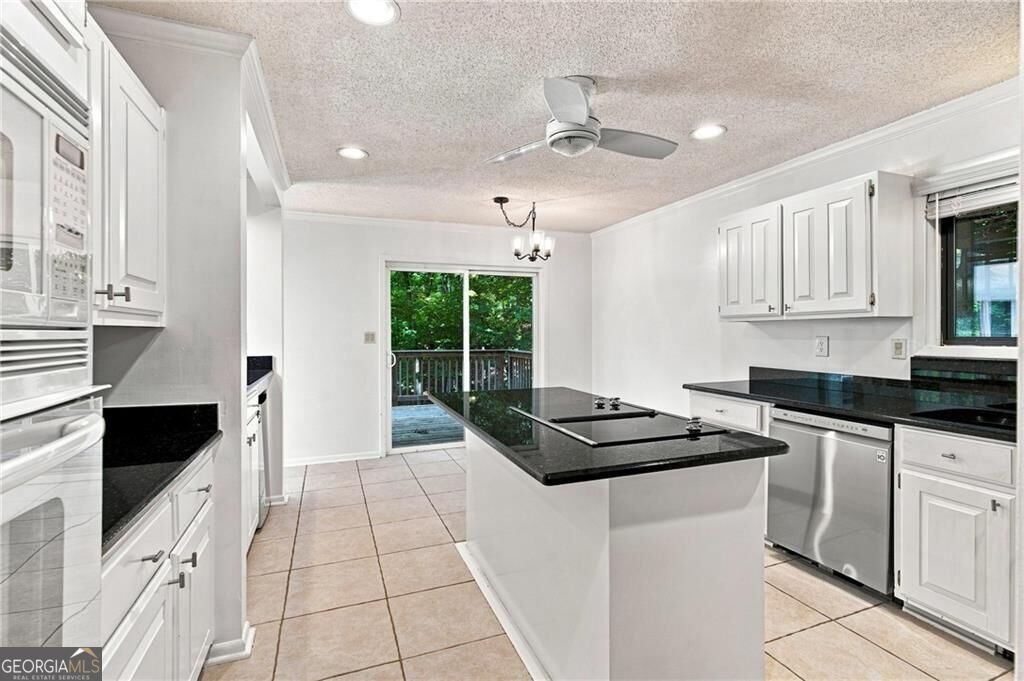 715 Lake Top Way Roswell - Photo 11