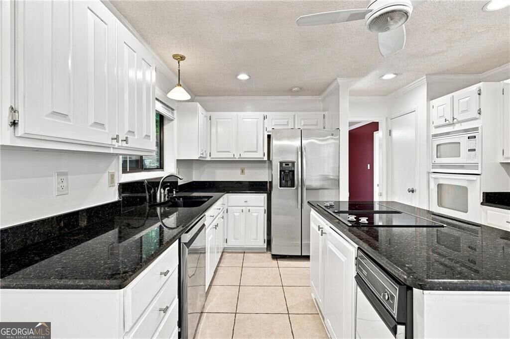 715 Lake Top Way Roswell - Photo 9