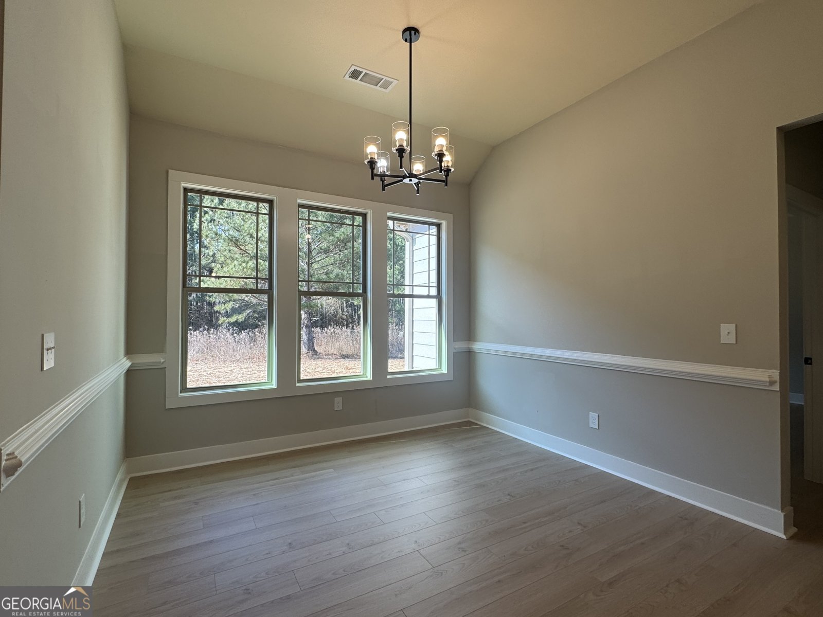 175 Country World Drive Macon - Photo 6