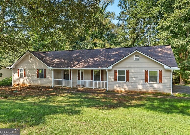 212 Farmbrook Parkway Stockbridge - main photo