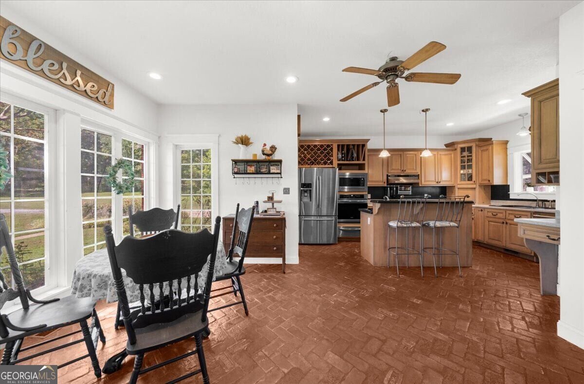 8135 Wallace Wood Road Gainesville - Photo 12