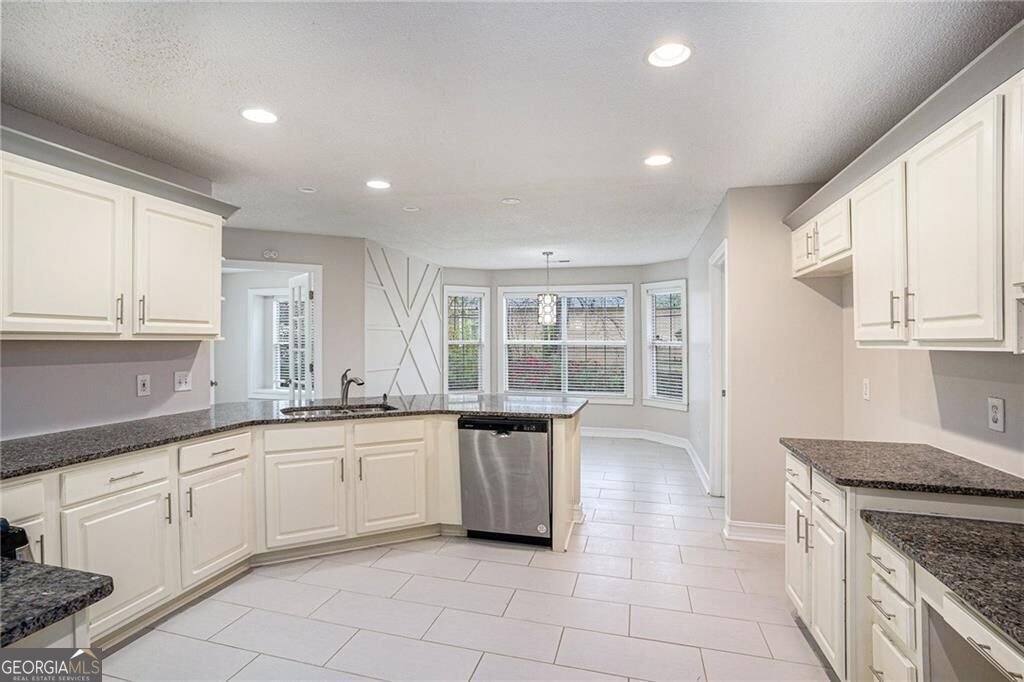 322 Fernhill Court Jonesboro - Photo 13
