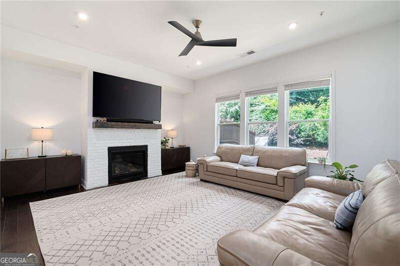 203 Holden Way Woodstock - Photo 7