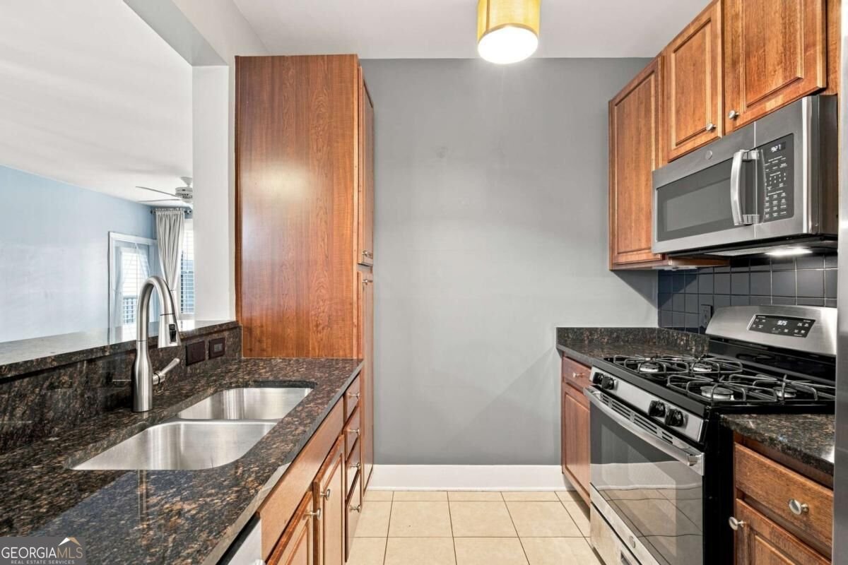 799 Hammond Drive Sandy Springs - Photo 14