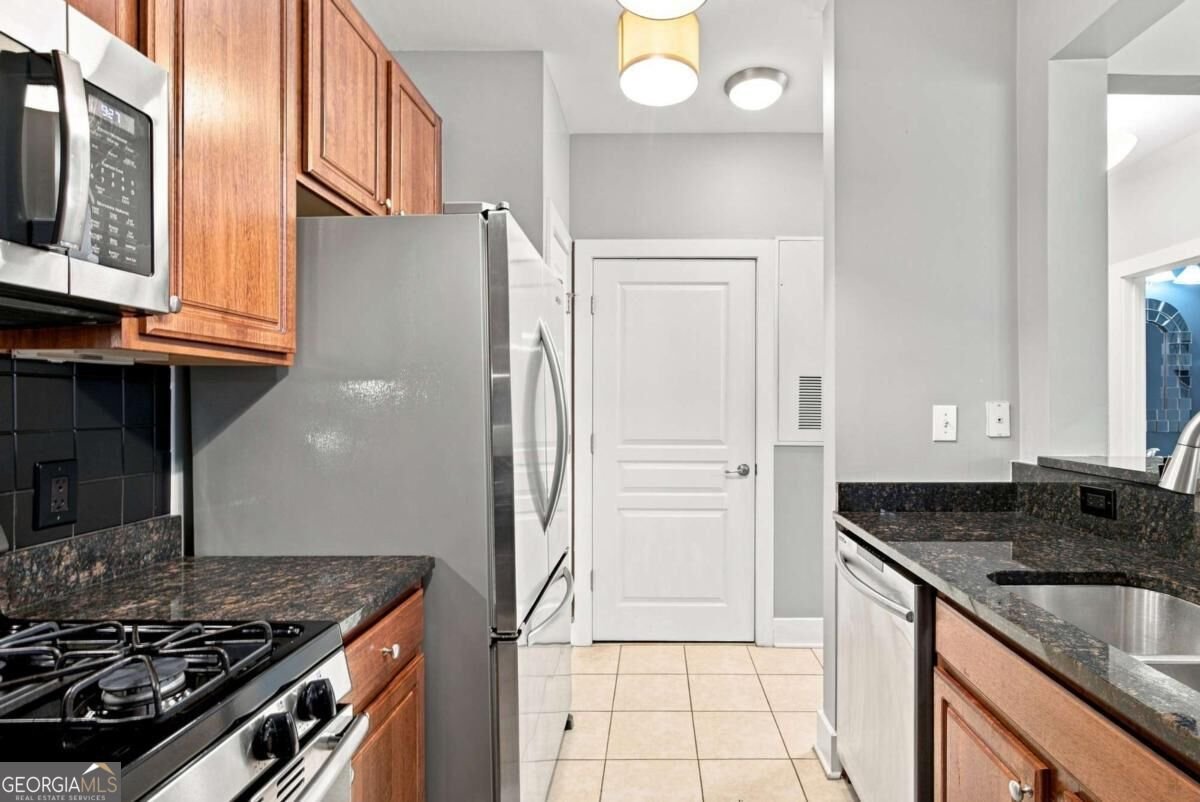 799 Hammond Drive Sandy Springs - Photo 17