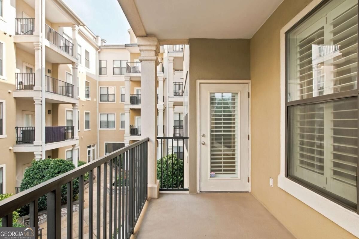 799 Hammond Drive Sandy Springs - Photo 32