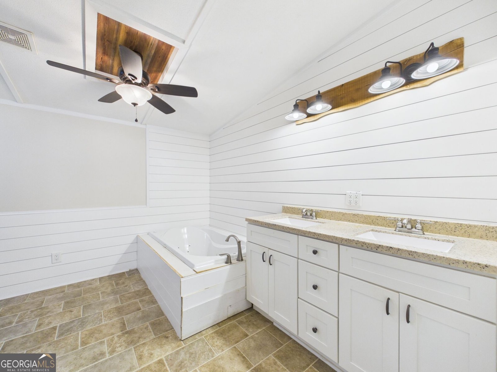 170 Lakeshore Drive Ivey - Photo 25