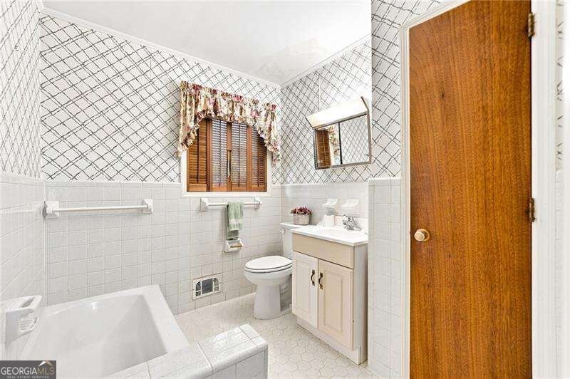 327 Green Drive Canton - Photo 22