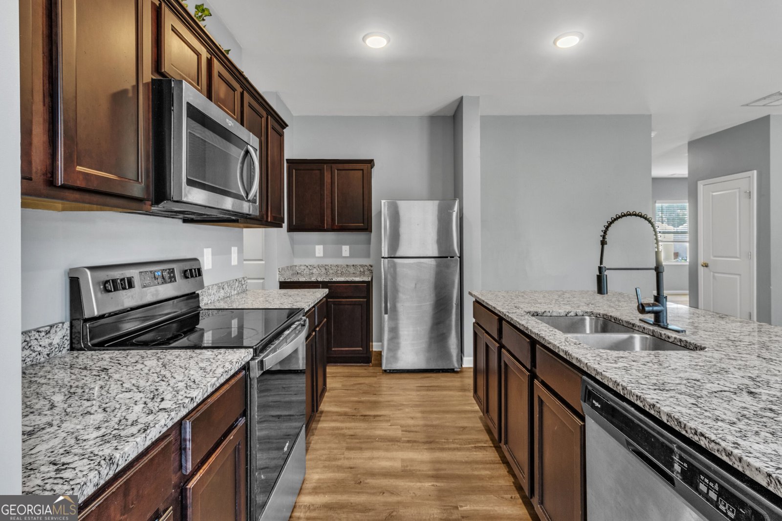 143 Coldwater Way Griffin - Photo 14