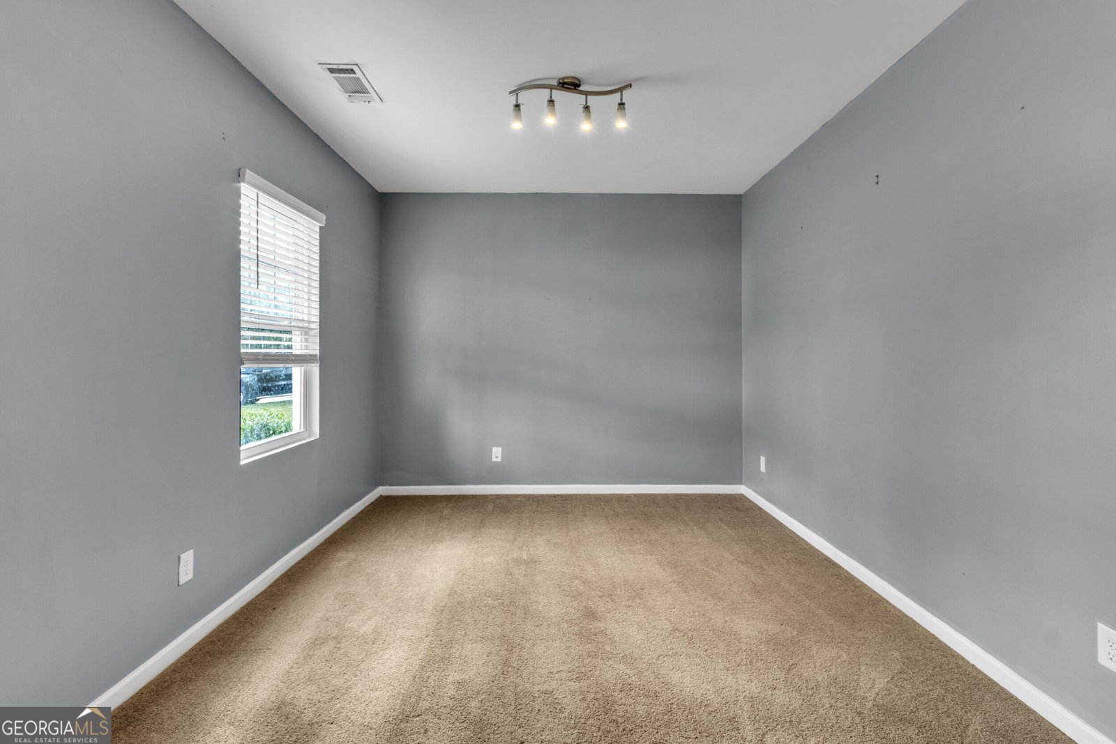 143 Coldwater Way Griffin - Photo 8