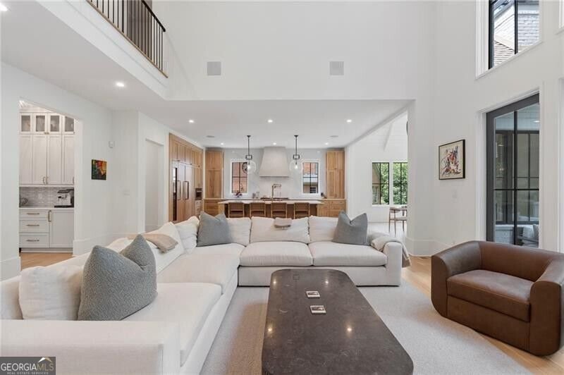 4847 Lake Forrest Drive Sandy Springs - Photo 11