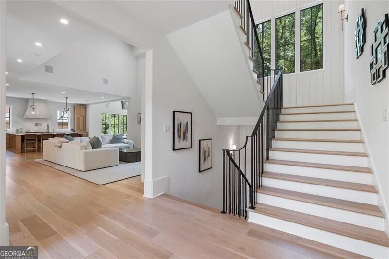 4847 Lake Forrest Drive Sandy Springs - Photo 8