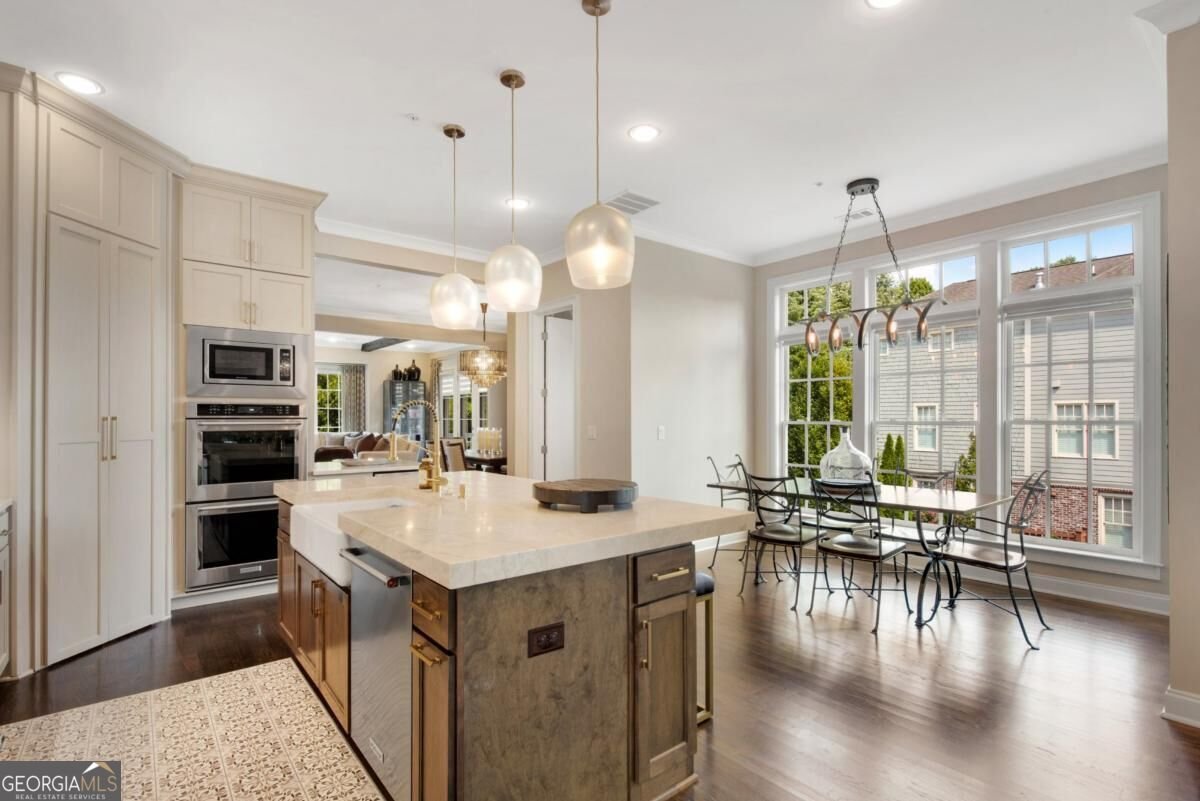 241 Mcaffee Street Woodstock - Photo 10