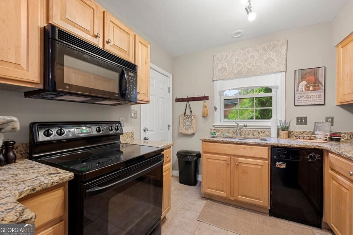 542 Goldsboro Road Atlanta - Photo 7