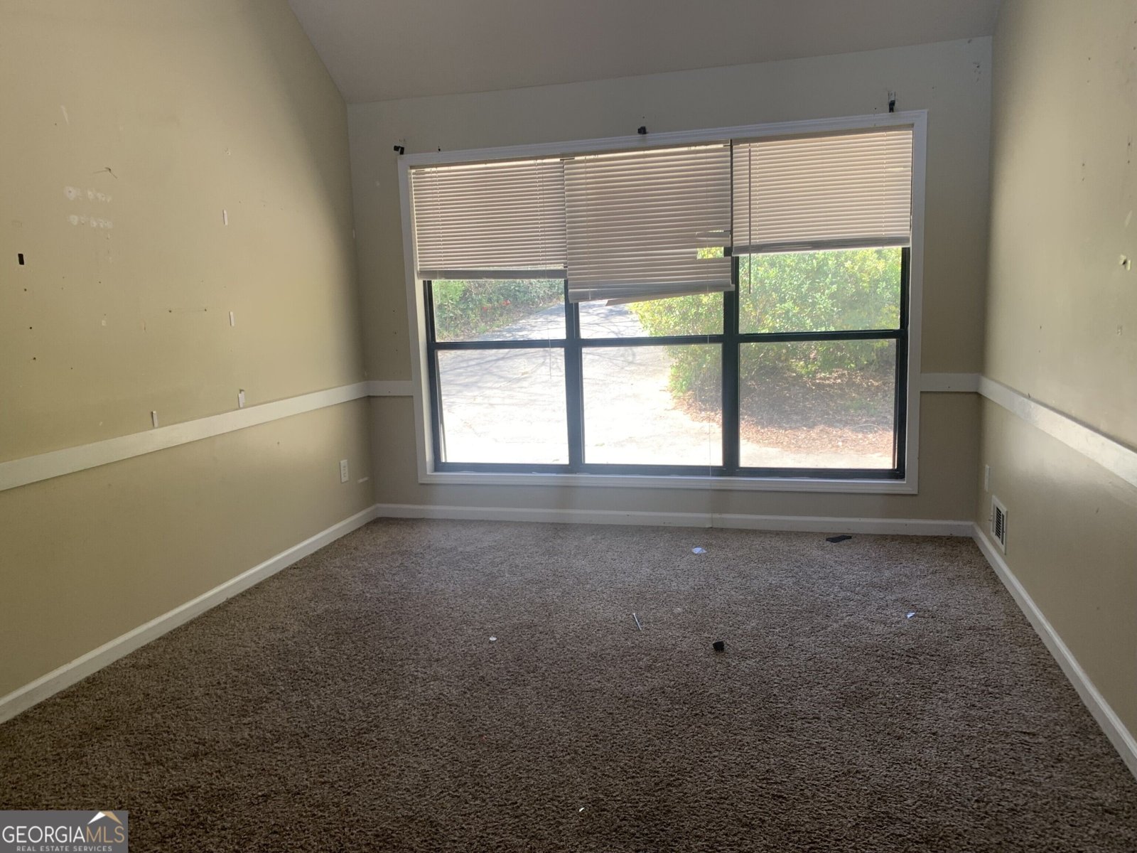3958 Cotswold Drive Lilburn - Photo 6