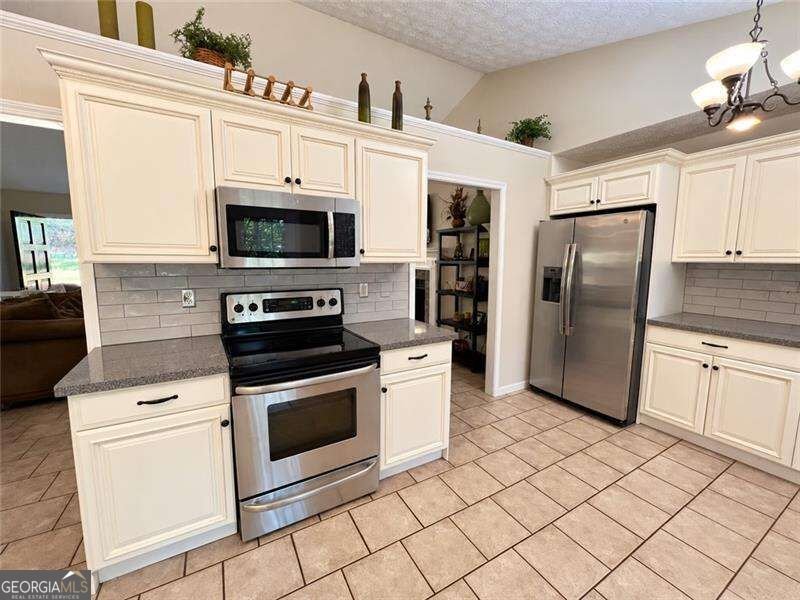 1204 Towne Harbor Court Woodstock - Photo 6