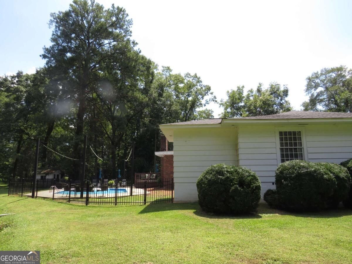 440 Cave Spring Street Cedartown - Photo 12
