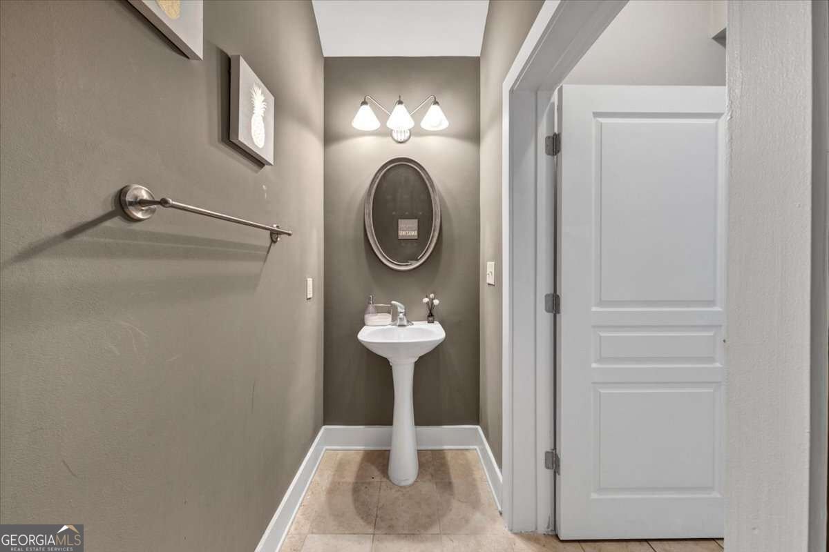 799 Hammond Drive Sandy Springs - Photo 16