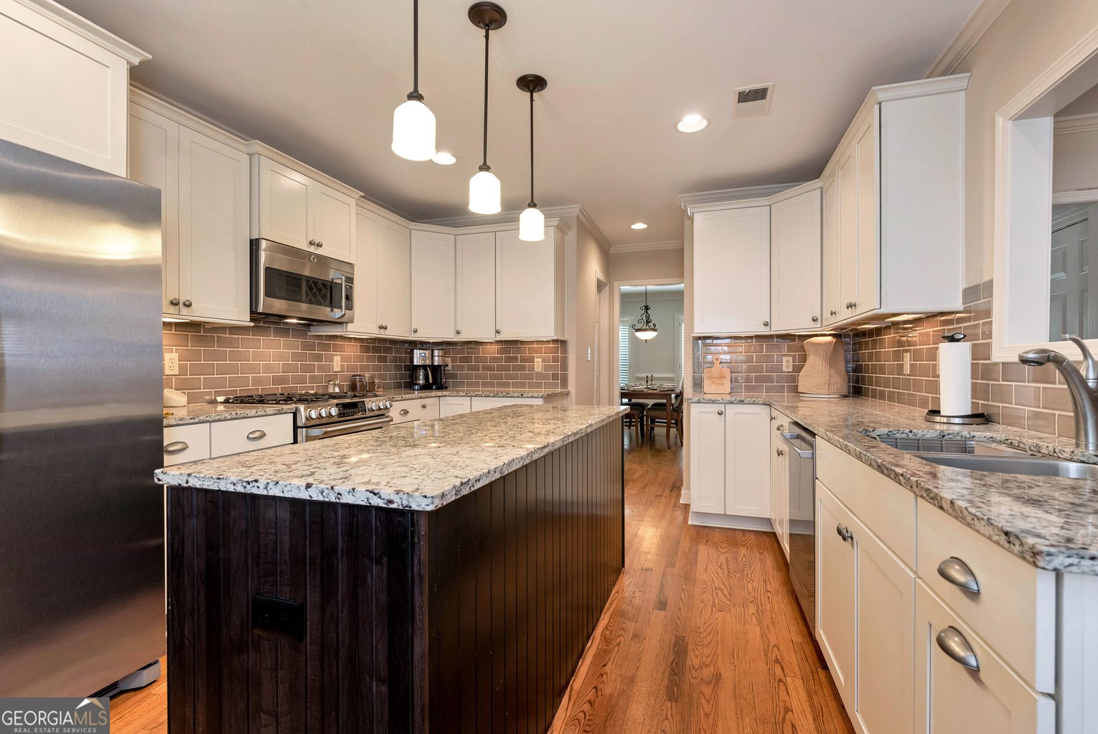 2462 Collins Port Cove Suwanee - Photo 16