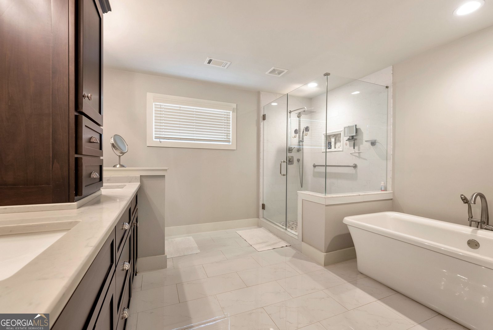 2462 Collins Port Cove Suwanee - Photo 37