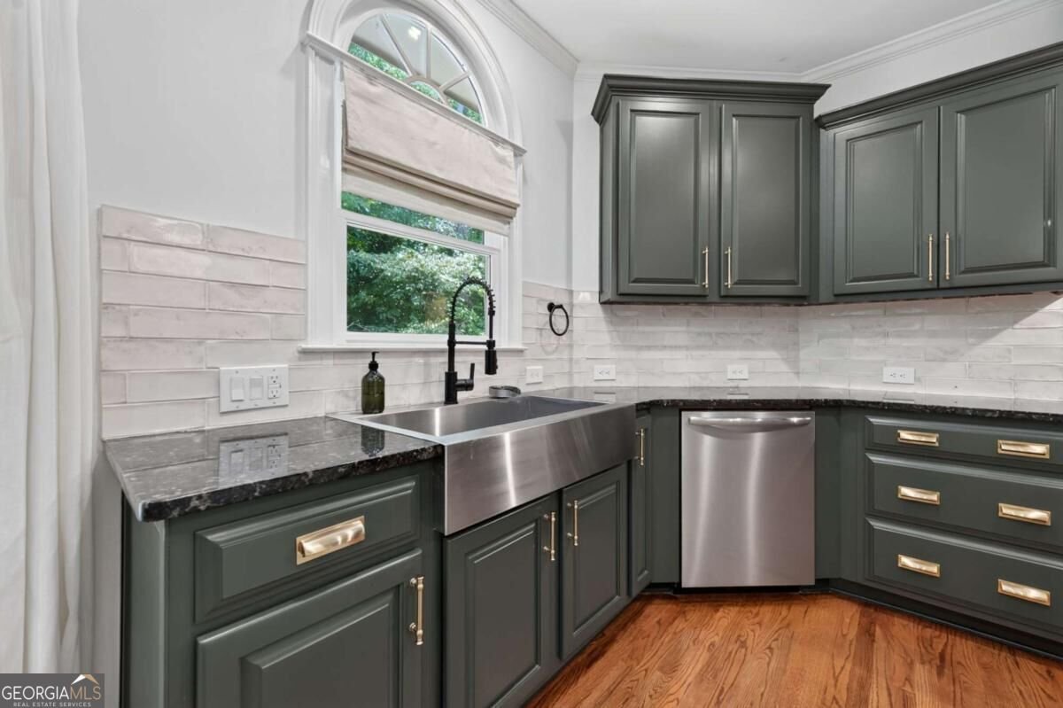 211 Cedarhurst Drive Canton - Photo 14