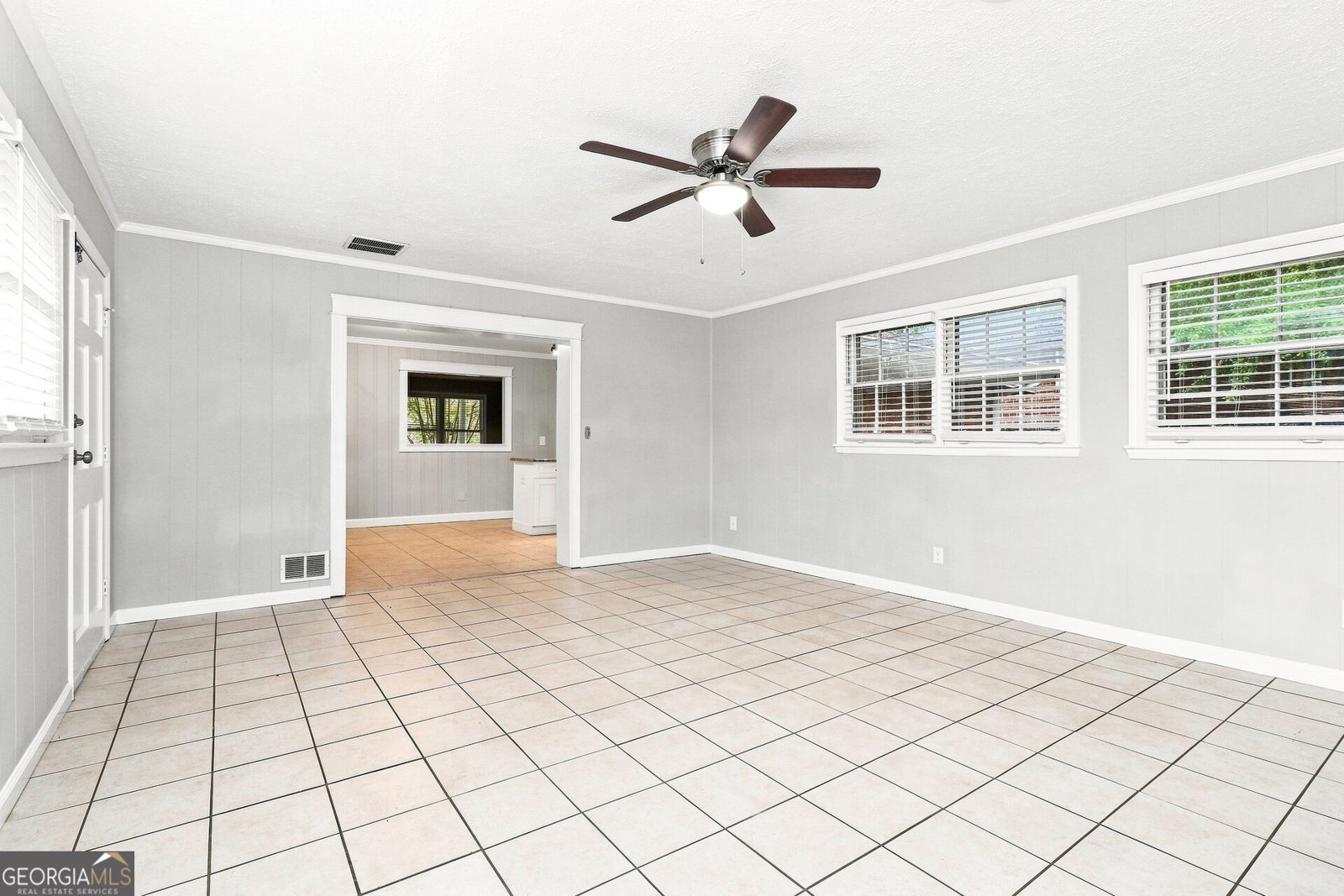 2321 Hollyridge Drive Marietta - Photo 12