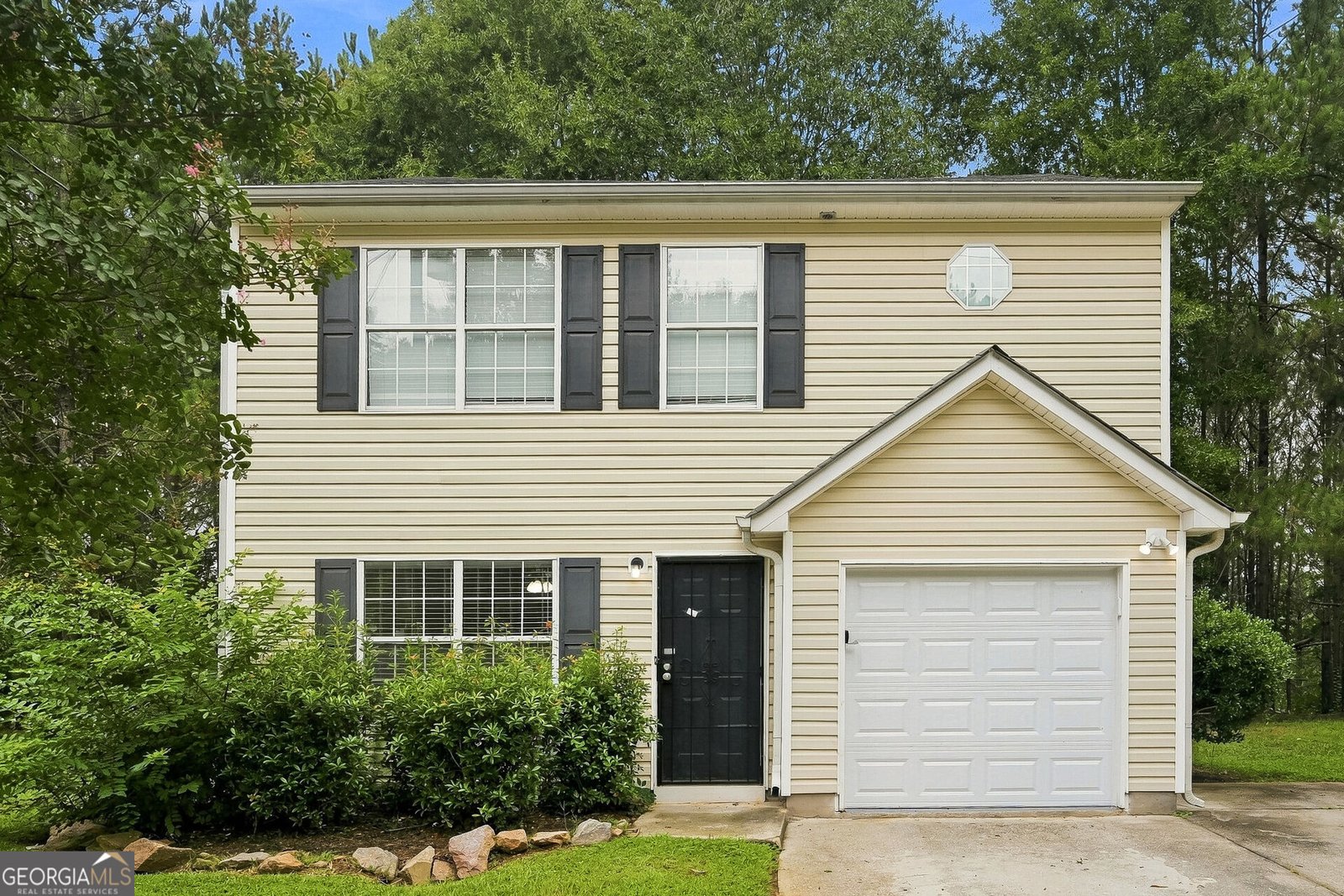7060 Ravenwood Lane Lithonia - main photo
