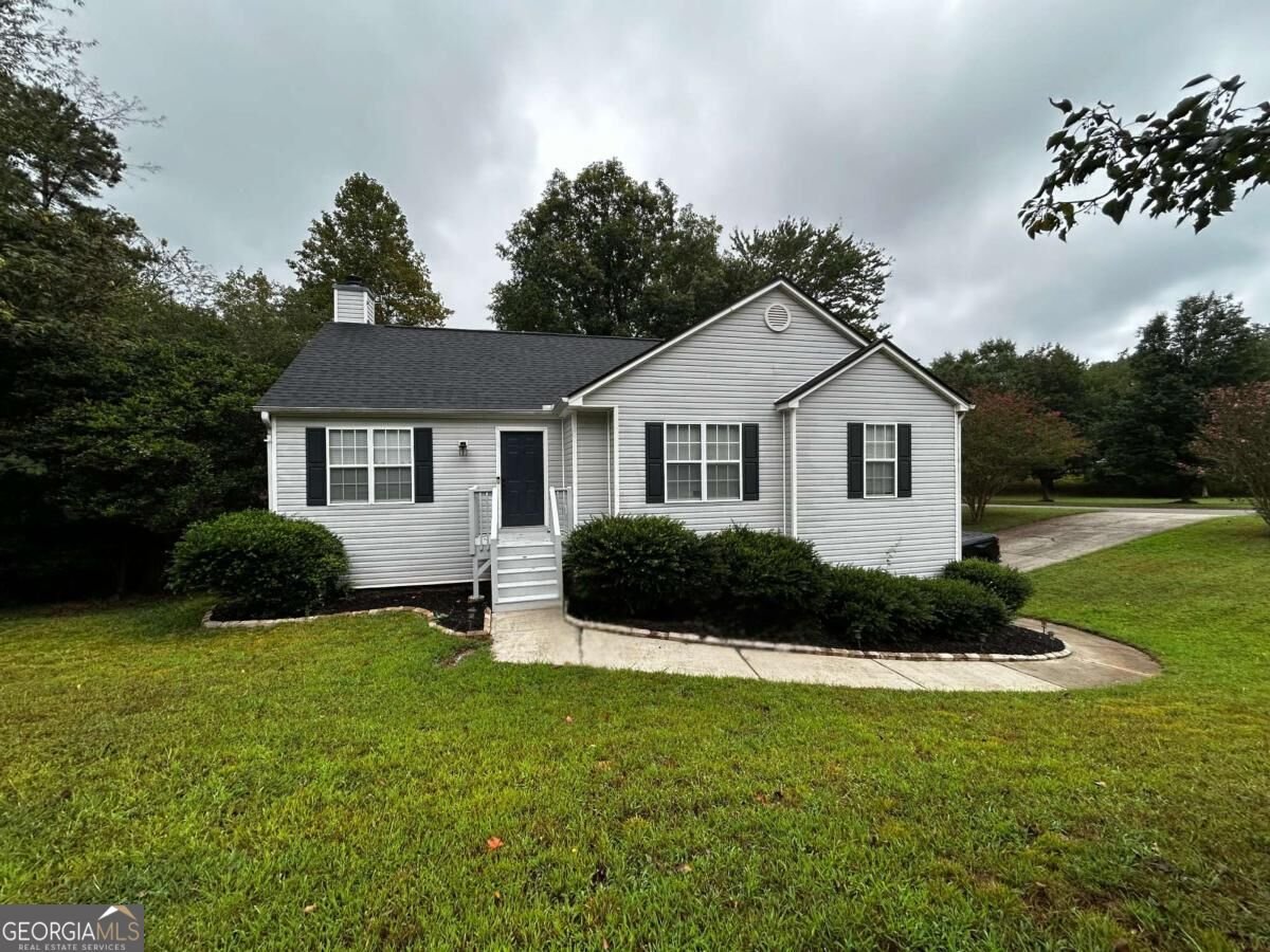 8315 Deliah Way Gainesville - main photo