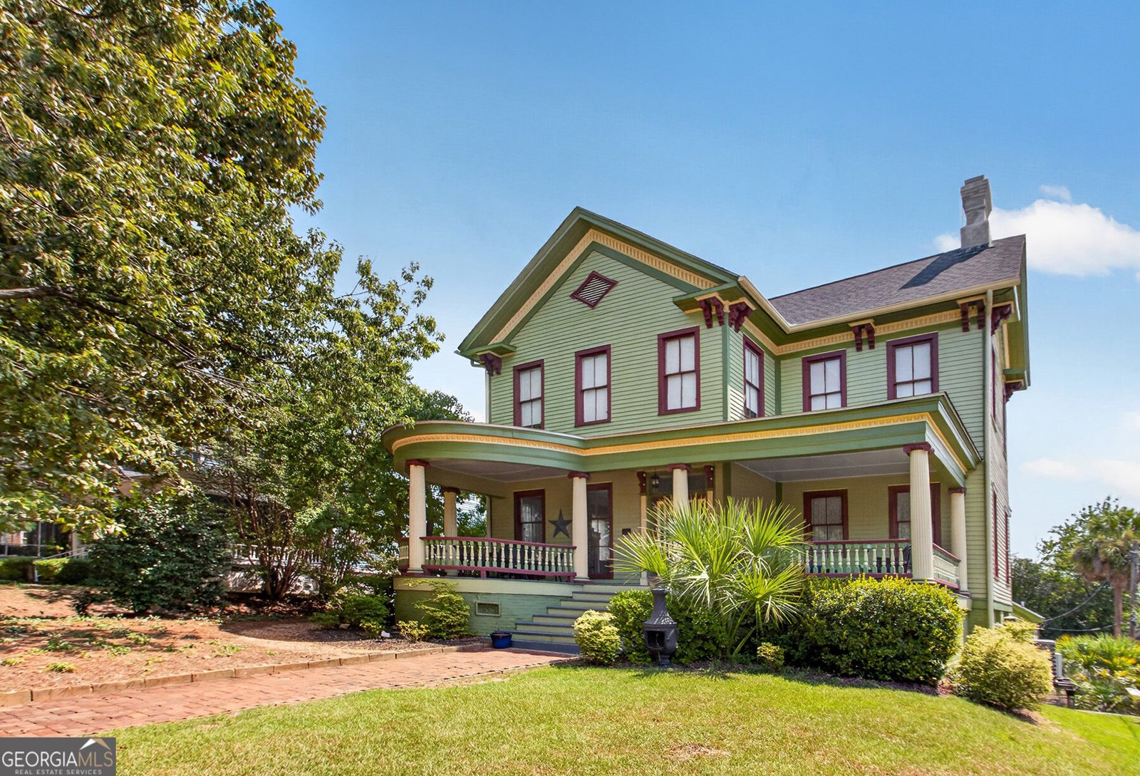 676 College Street Macon - main photo
