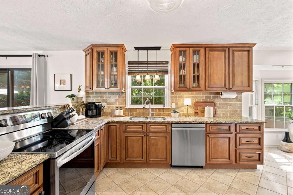 1088 Oak Grove Circle Lawrenceville - Photo 9