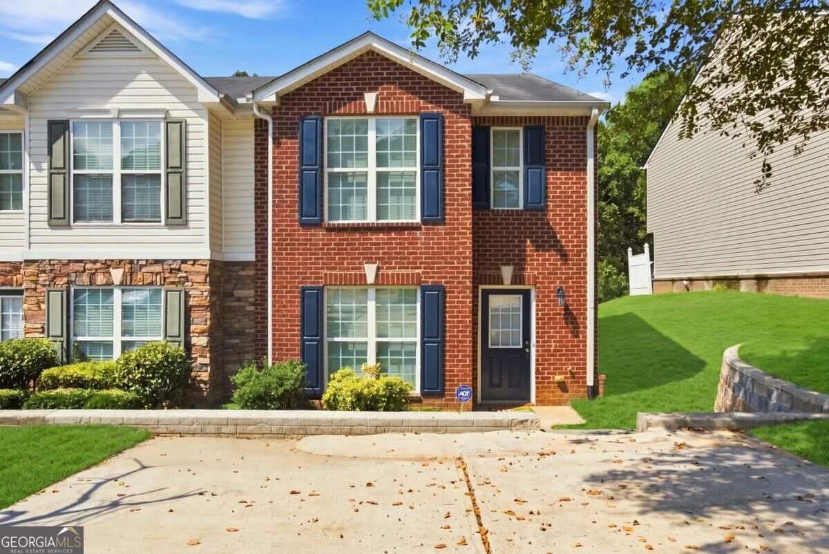 8399 Carlington Lane Jonesboro - main photo