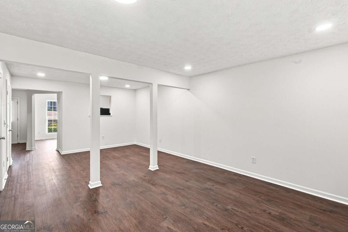 8399 Carlington Lane Jonesboro - Photo 12