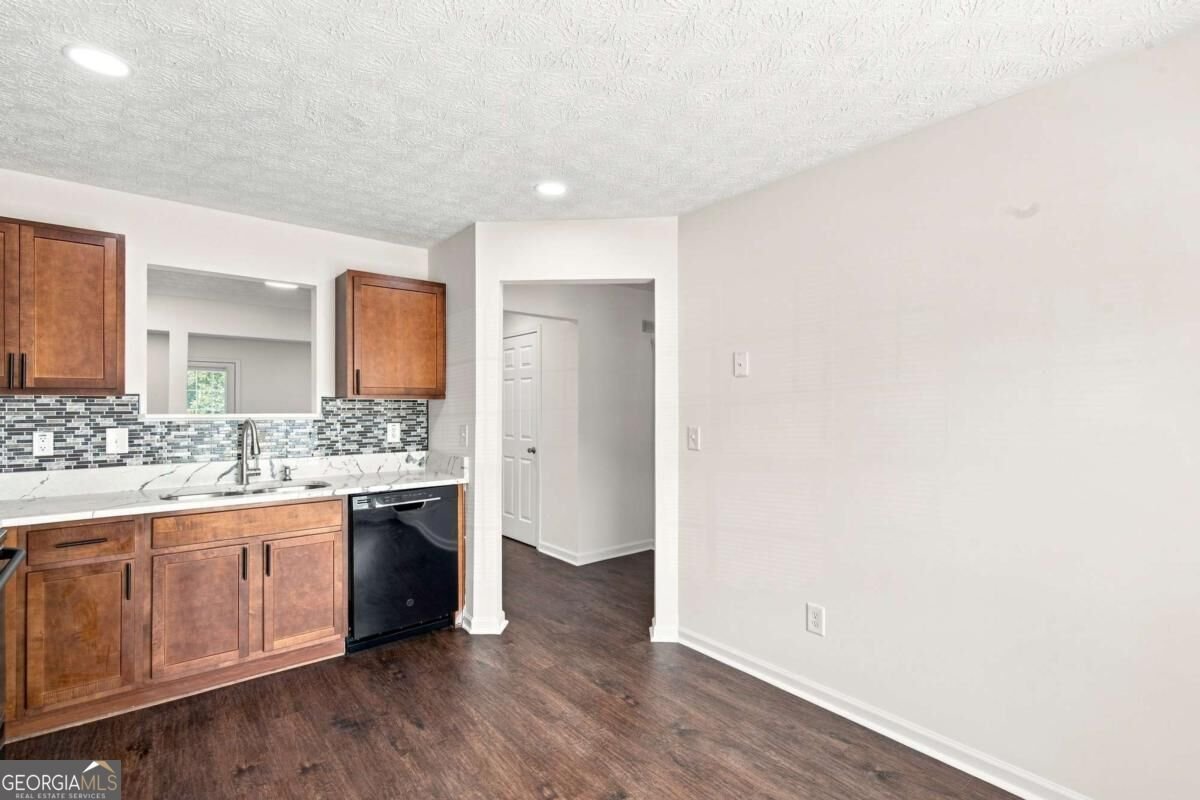 8399 Carlington Lane Jonesboro - Photo 8