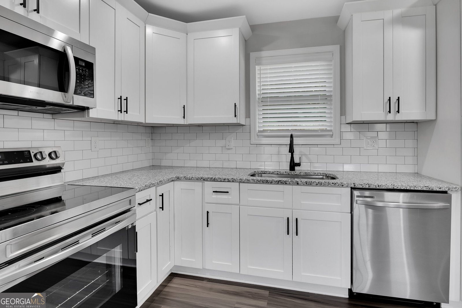 3161 Stone Mountain Street Covington - Photo 14