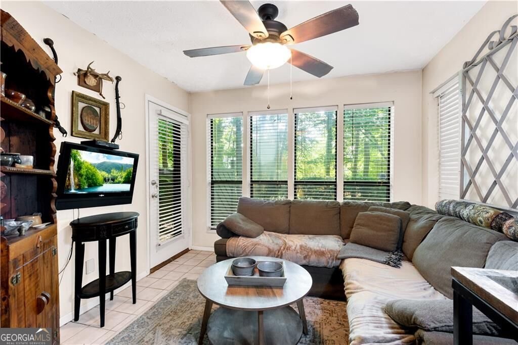 605 Dunbar Drive Atlanta - Photo 12