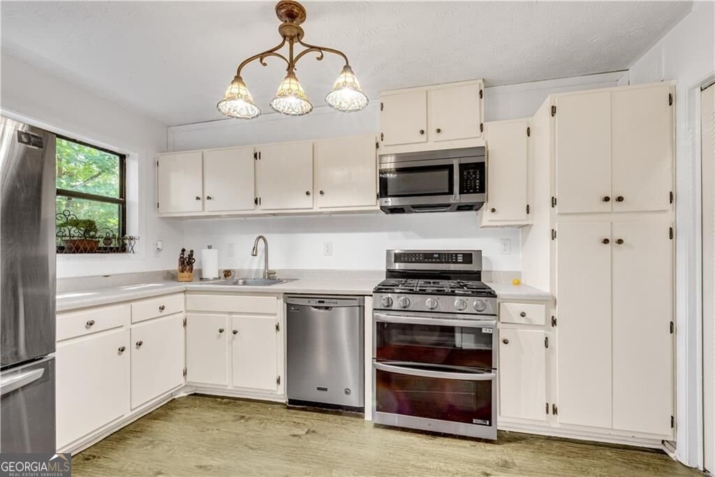 605 Dunbar Drive Atlanta - Photo 9