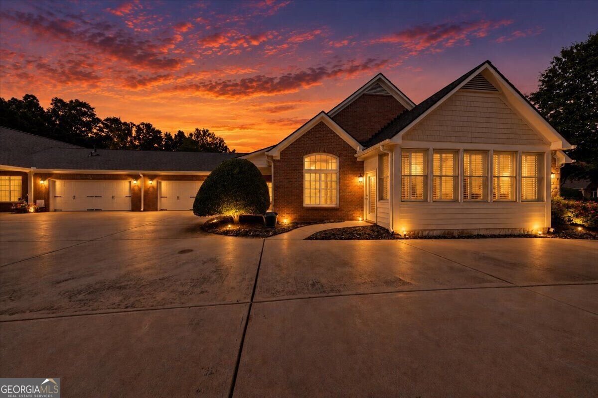 1001 Haven Circle Douglasville - main photo