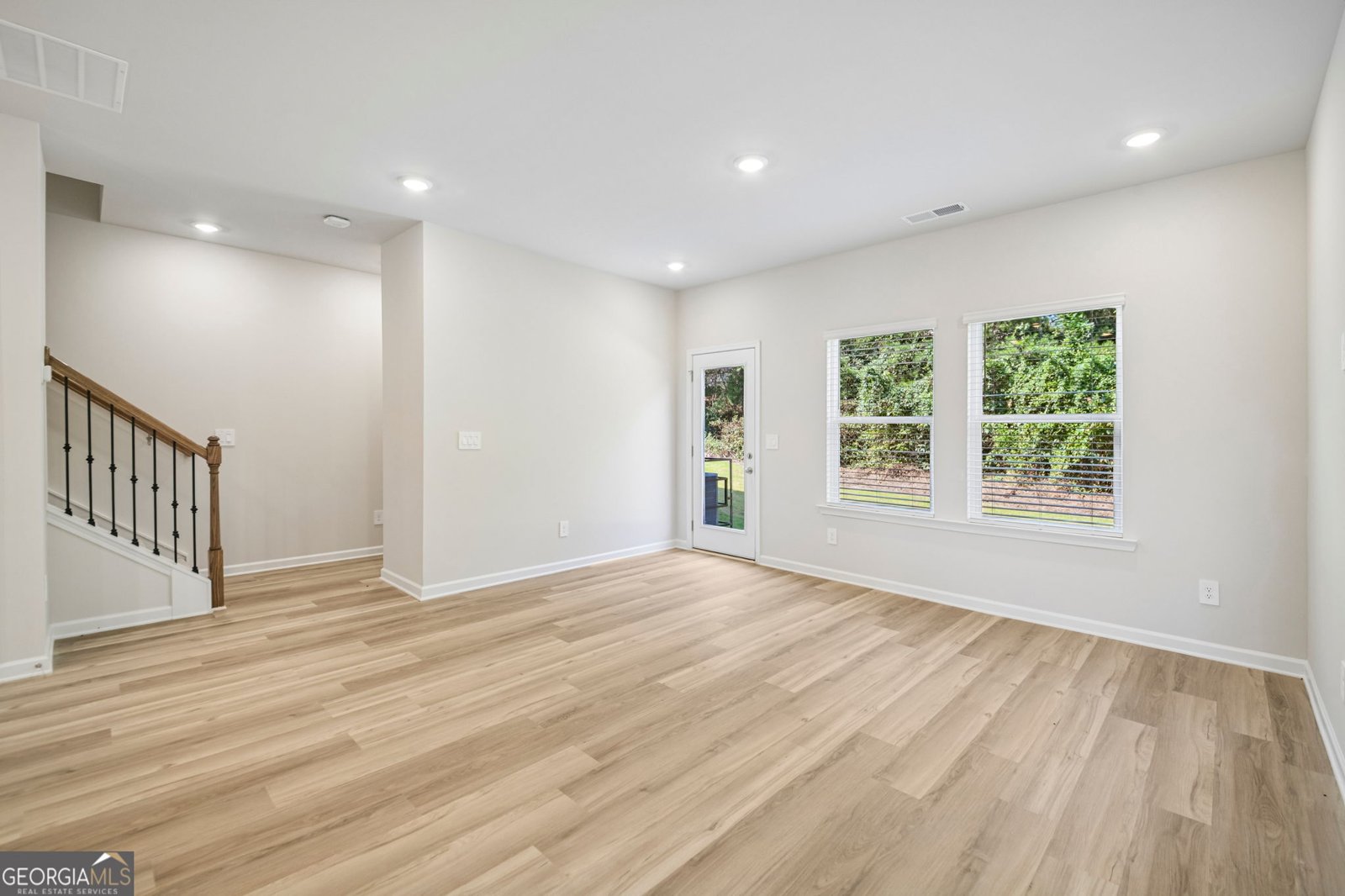 7852 Marie Way Fairburn - Photo 10