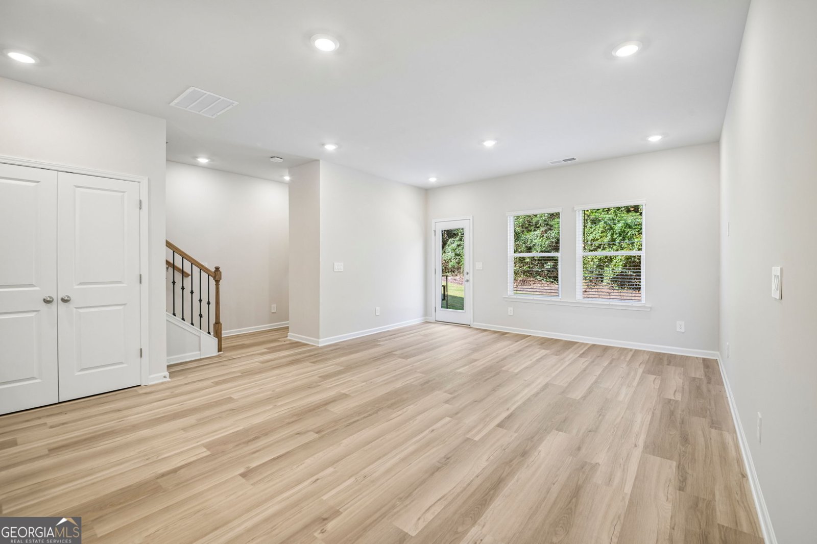 7852 Marie Way Fairburn - Photo 9