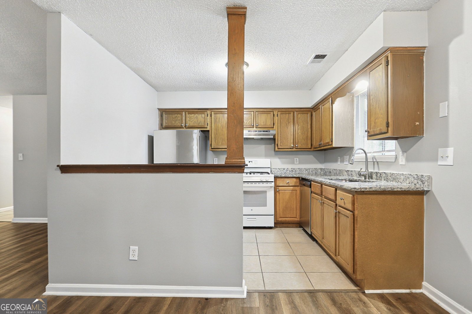 1586 Elizabeth Lane Hampton - Photo 9