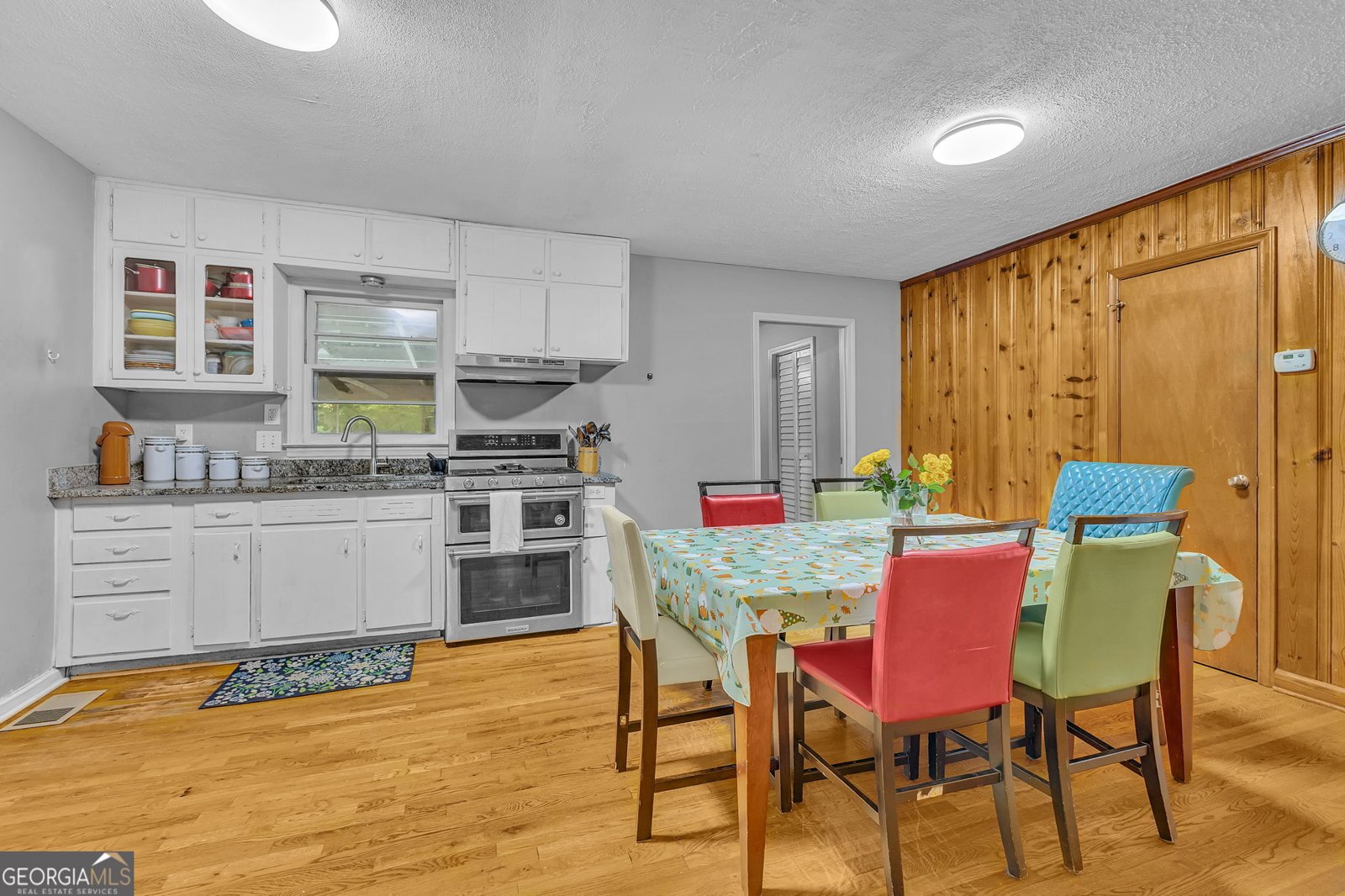 349 Virginia Place Marietta - Photo 11