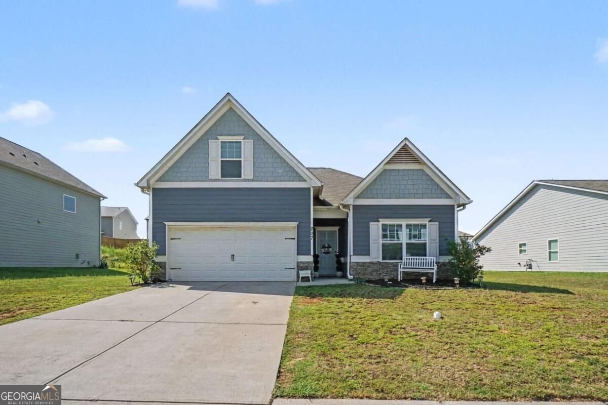 207 Malbone Street Cartersville - main photo