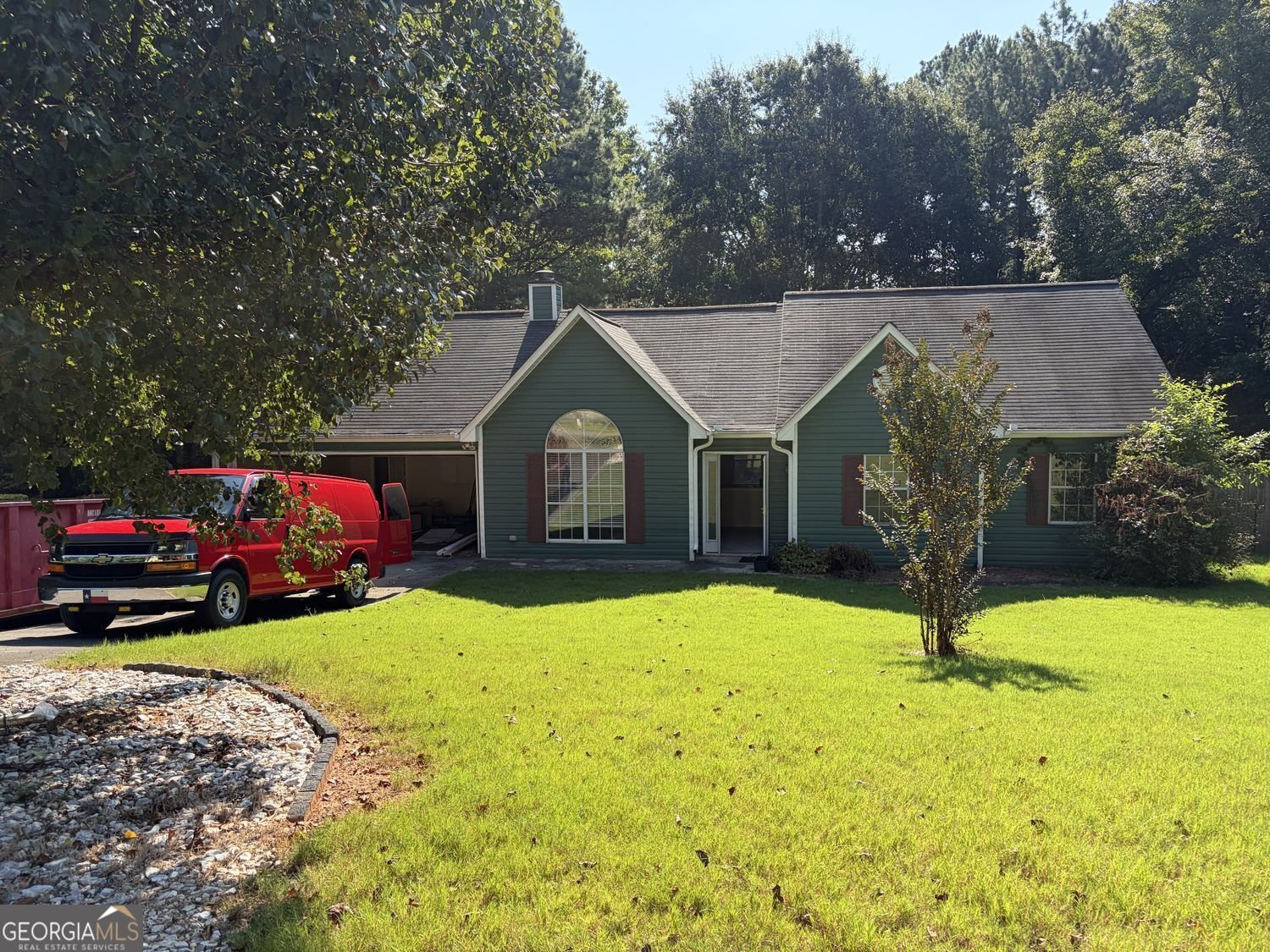14 Sherwood Drive Cartersville - main photo