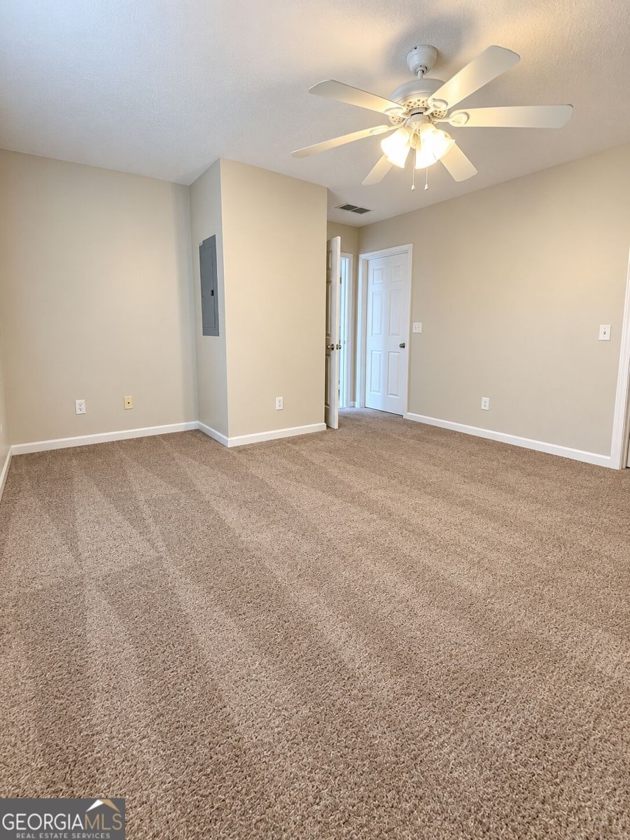 1775 Summerwoods Lane Griffin - Photo 6